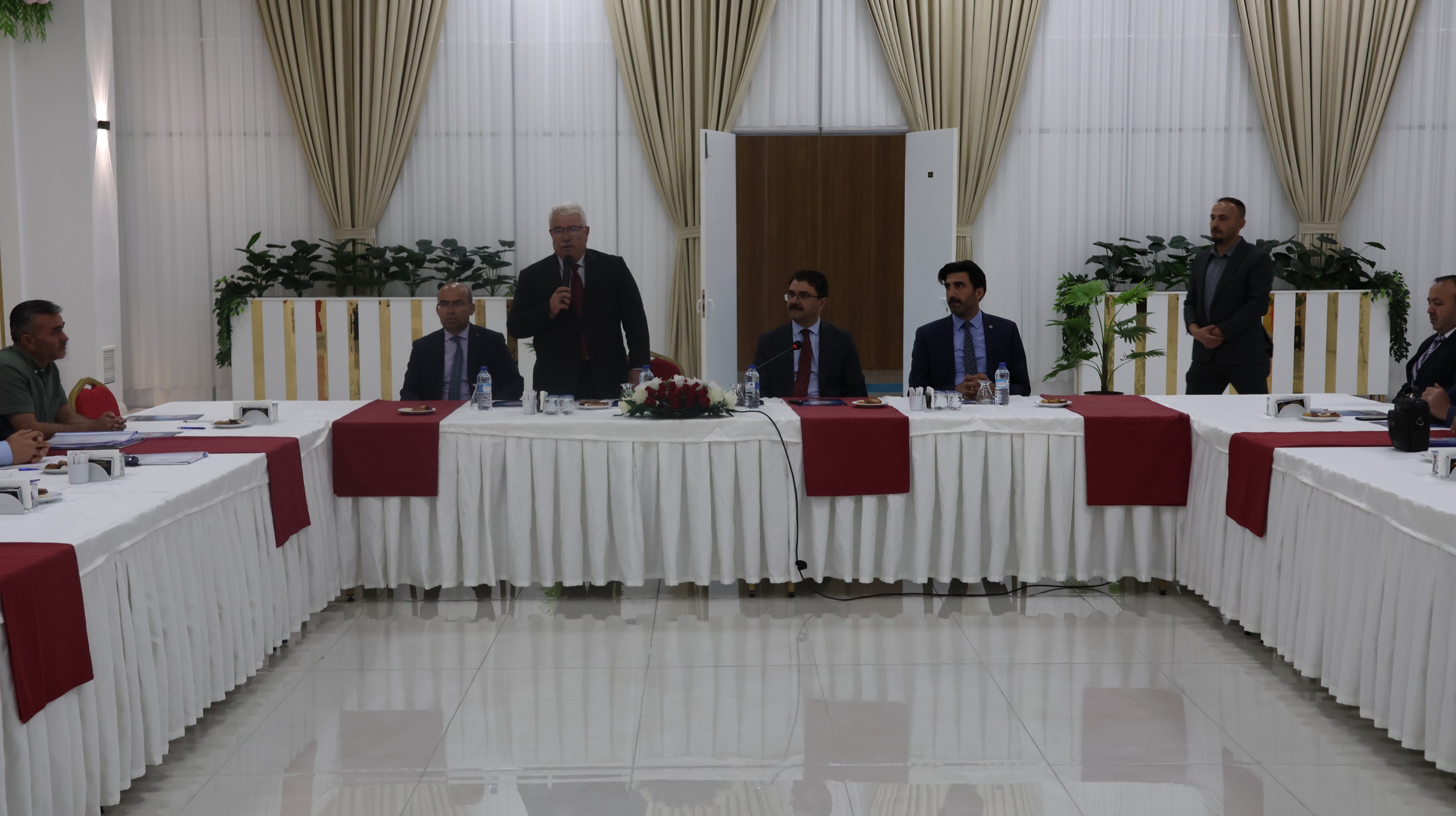 DİN ÖĞRETİMİ GENEL MÜDÜRÜ DR. AHMET İŞLEYEN VE DAİRE BAŞKANI MEHMET DURMAZ, NEVŞEHİR'E ZİYARET GERÇEKLEŞTİRDİLER